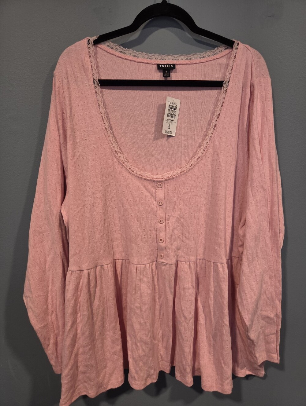 Torrid Pink Lace-Trim Peplum Henley Top - Size 5 - BNWT!